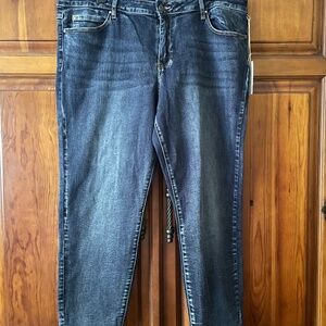 Grace & Lace non distressed girlfriend jeans size 16